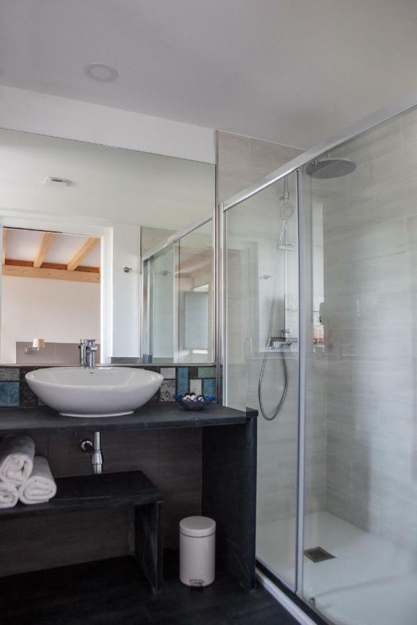 The Rock Suites & Spa Congosto Zewnętrze zdjęcie