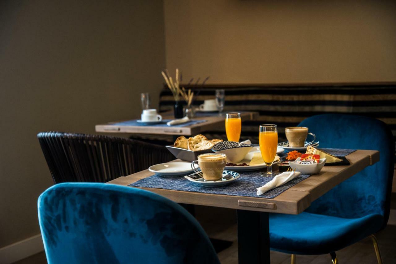The Rock Suites & Spa Congosto Zewnętrze zdjęcie
