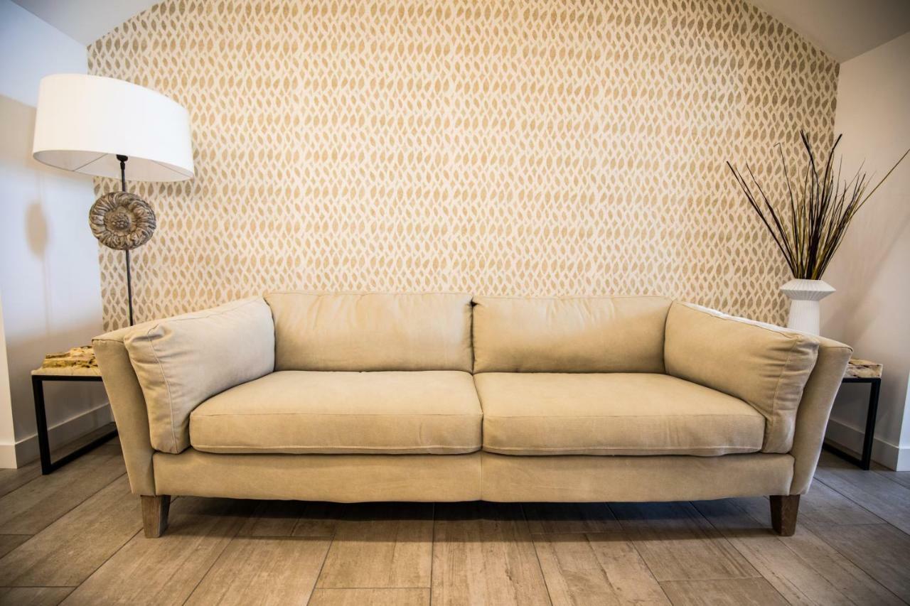 The Rock Suites & Spa Congosto Zewnętrze zdjęcie