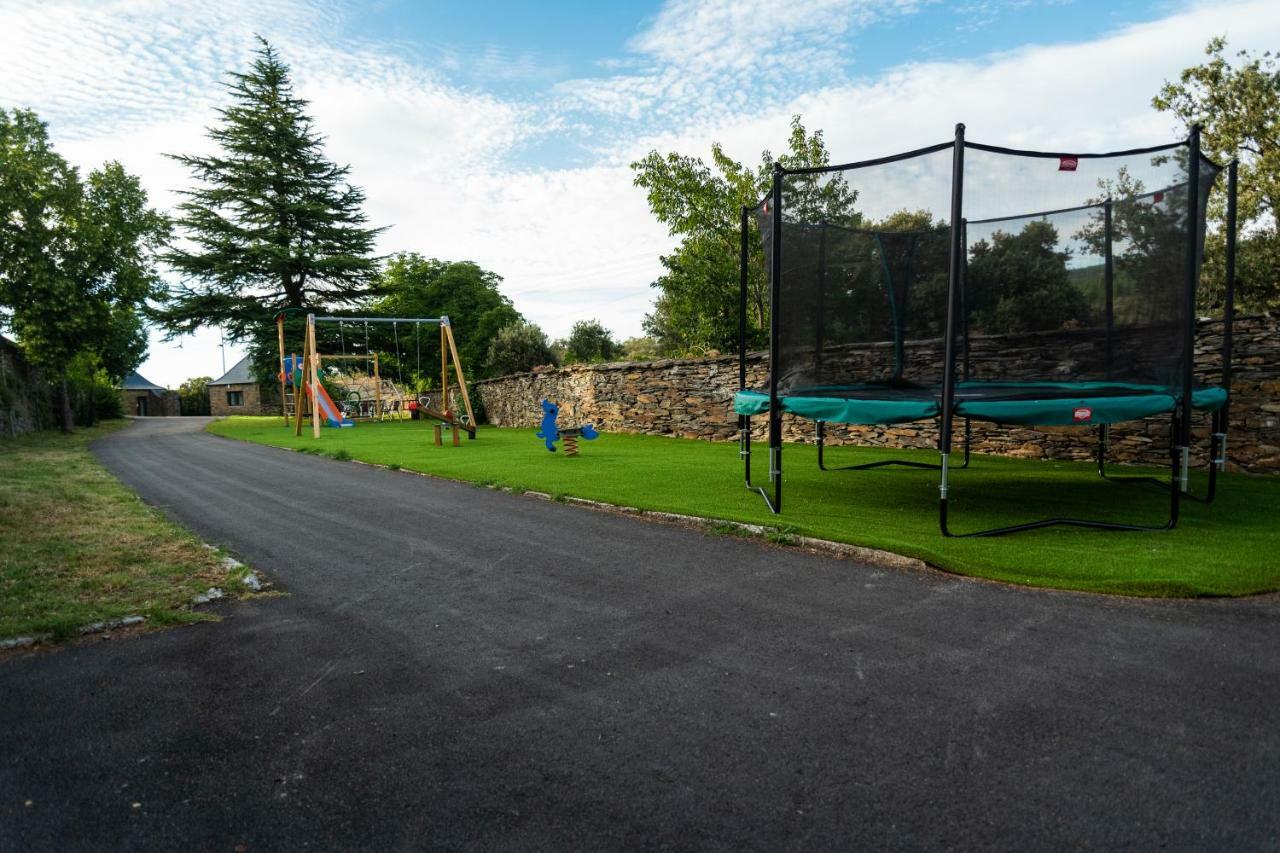 The Rock Suites & Spa Congosto Zewnętrze zdjęcie