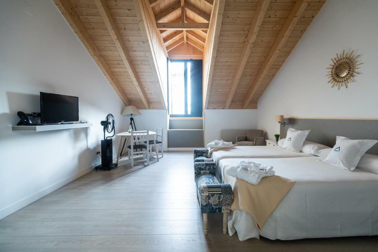 The Rock Suites & Spa Congosto Zewnętrze zdjęcie