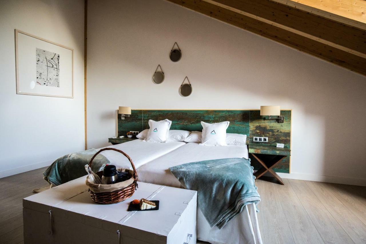 The Rock Suites & Spa Congosto Zewnętrze zdjęcie